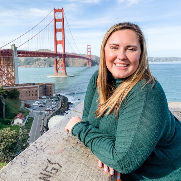 Meet your Posher, Jenni - Picture 4 of 5